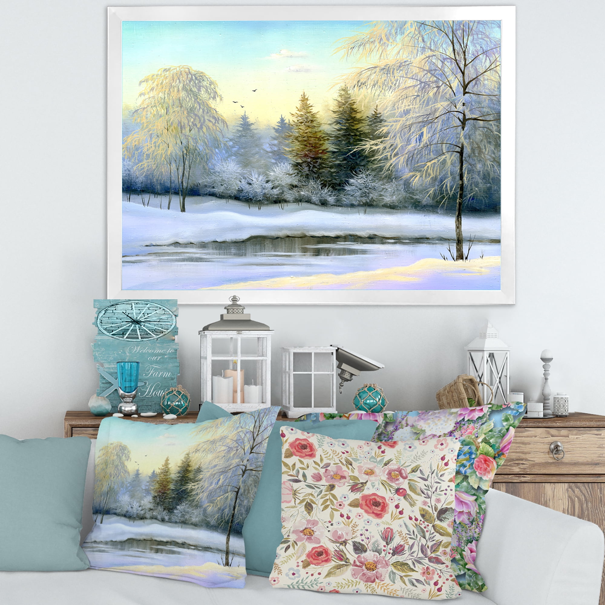 Designart 'Green Trees In Beautiful Winter Snow Landscape' Traditional Framed Art Print