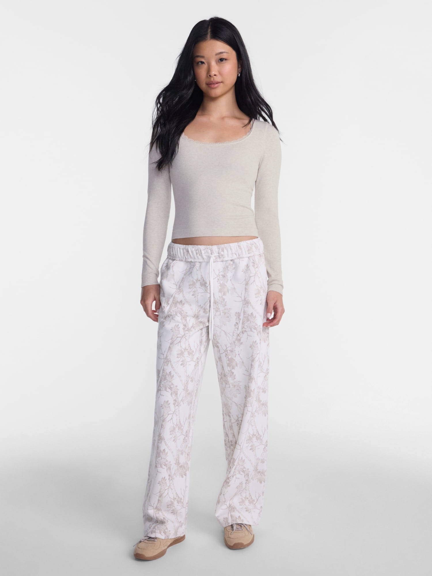No Boundaries Long Sleeve Seamless Tee with Lace Trim, Women's XXS-XXL