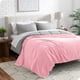 thumbnail image 2 of Manta de Felpa Bare Home Textura de Chevron Microfibra Difusa Suave y Afelpada Tamaño Twin/Twin XL Rosa Claro, 2 of 7