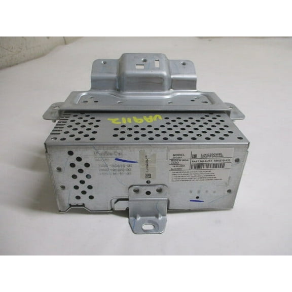 Pre-Owned 21 22 Ford EcoSport AM FM MP3 Satellite Radio Receiver OEM LKQ - Verify Specific Vehicle Fitment In Description - (Good)