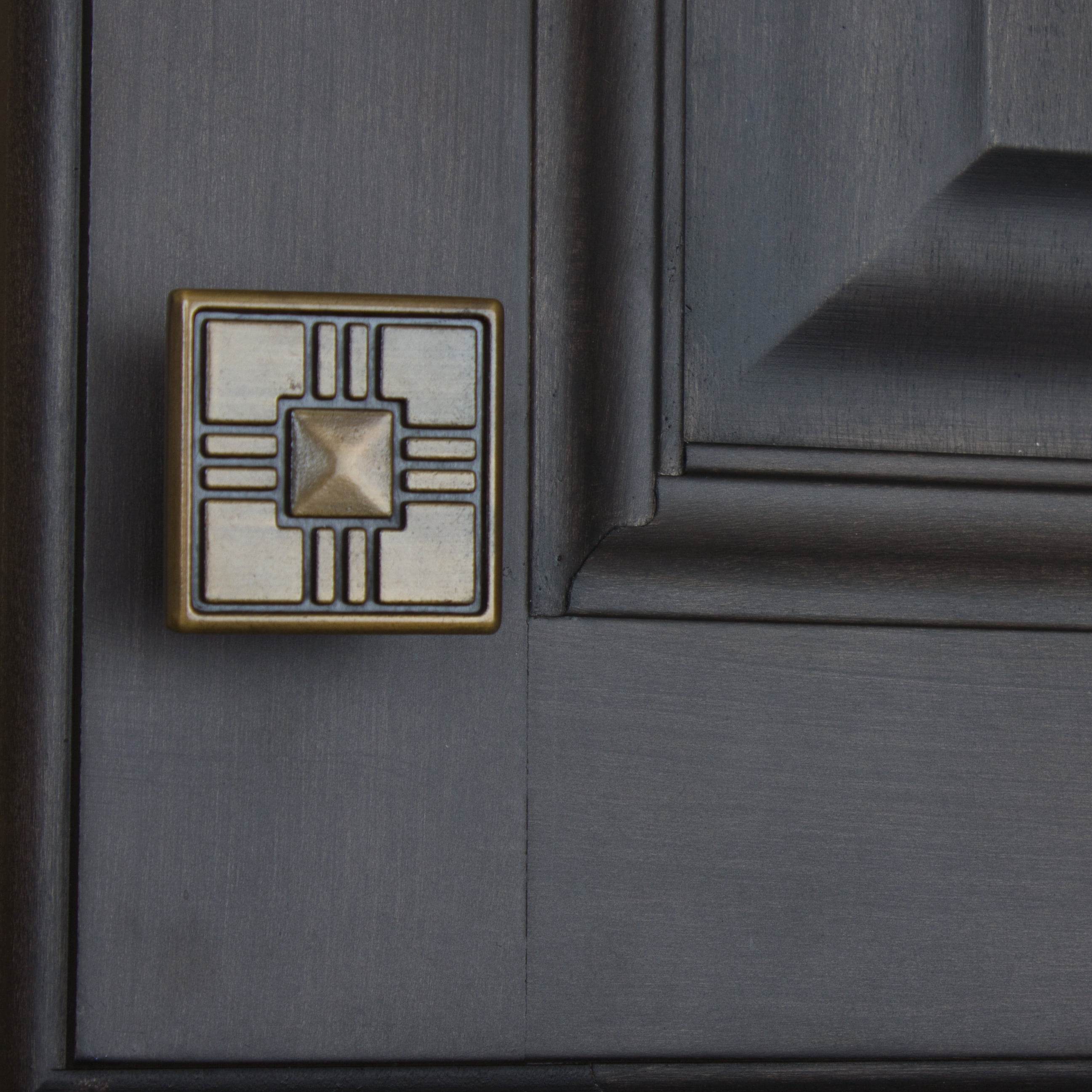 GlideRite 1-1/4 in. Square Deco Cabinet Knob, Antique Brass
