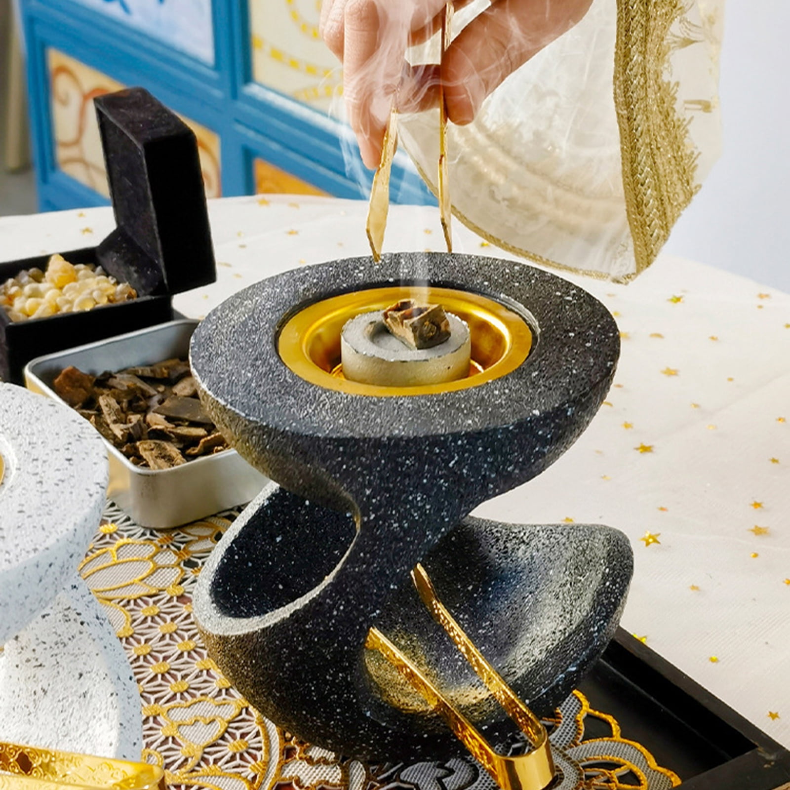 Decorative Frankincense Burners For Home Office with Storage Compartment Middle Eastern Styles Incenses Holder Stove