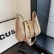 thumbnail image 5 of Bolsos de marca de lujo de alta calidad a la moda, bolso cruzado de cuero PU de diseñador para mujer, bolso de hombro para niñas de moda 2024, 5 of 5