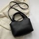 thumbnail image 5 of Bolso Mujer Acolchado Asa Ajustable Diamond Lattice Girls Daily Negro, 5 of 8