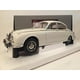 1967 Daimler V8-250 English Blanc Conduite à Gauche 1/18 Voiture Miniature par Paragon – image 2 sur 5