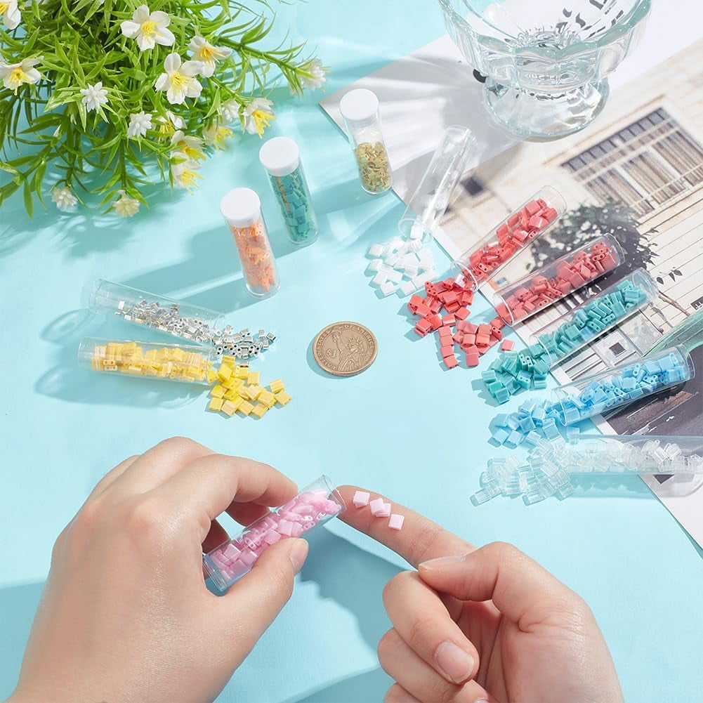 About 900 Pcs Glass Beads 4.5-5.5mm 2-Hole Beads 12 Colors Rectangle Glass Spacer Beads DIY Jewelry Making Finding Kit for Jewelry Making Christmas Bracelet Necklace Earring 1bag