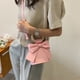 thumbnail image 4 of Bolso Sweet Bow Tie Mini Crossbody Bag Mujer Cuero Asa de madera Cubo Bolsos, 4 of 5