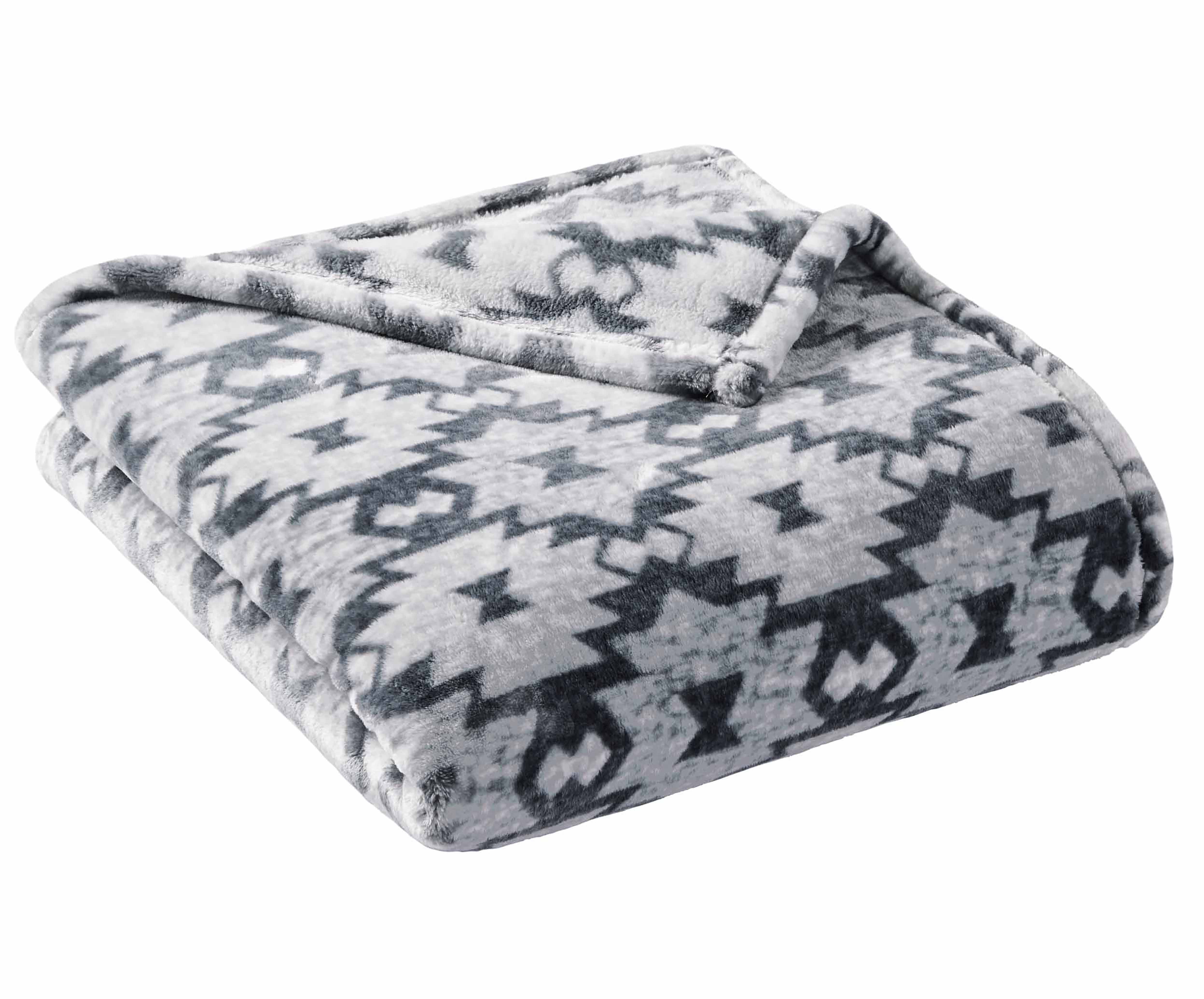Better Homes & Gardens  Printed Heavyweight Ultra  Plush Adult Throw, 50” x 72”,  Charcoal Geo