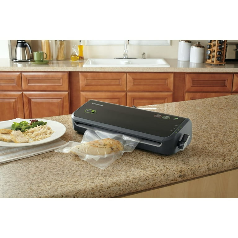 新品！フードセーバー　Food Saver FM2000 Free Shipping! FoodSaver Vacuum Sealer System with Starter