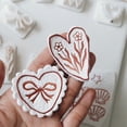 thumbnail image 2 of Juego de moldes de bricolaje de arcilla suave/cerámica con forma de corazón y lazo de 10 piezas for manualidades y horneado, 2 of 5