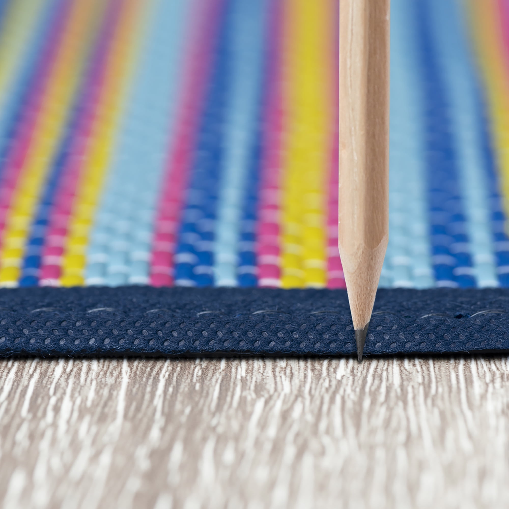 Luna Contemporary Stripe Multicolor Polypropylene Reversible Plastic Straw Outdoor Area Rug, 7'11'' x 10'3'' Rectangle