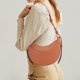 thumbnail image 2 of Bolsa de hombro Juoxeepy Crescent para mujer, 2 of 7