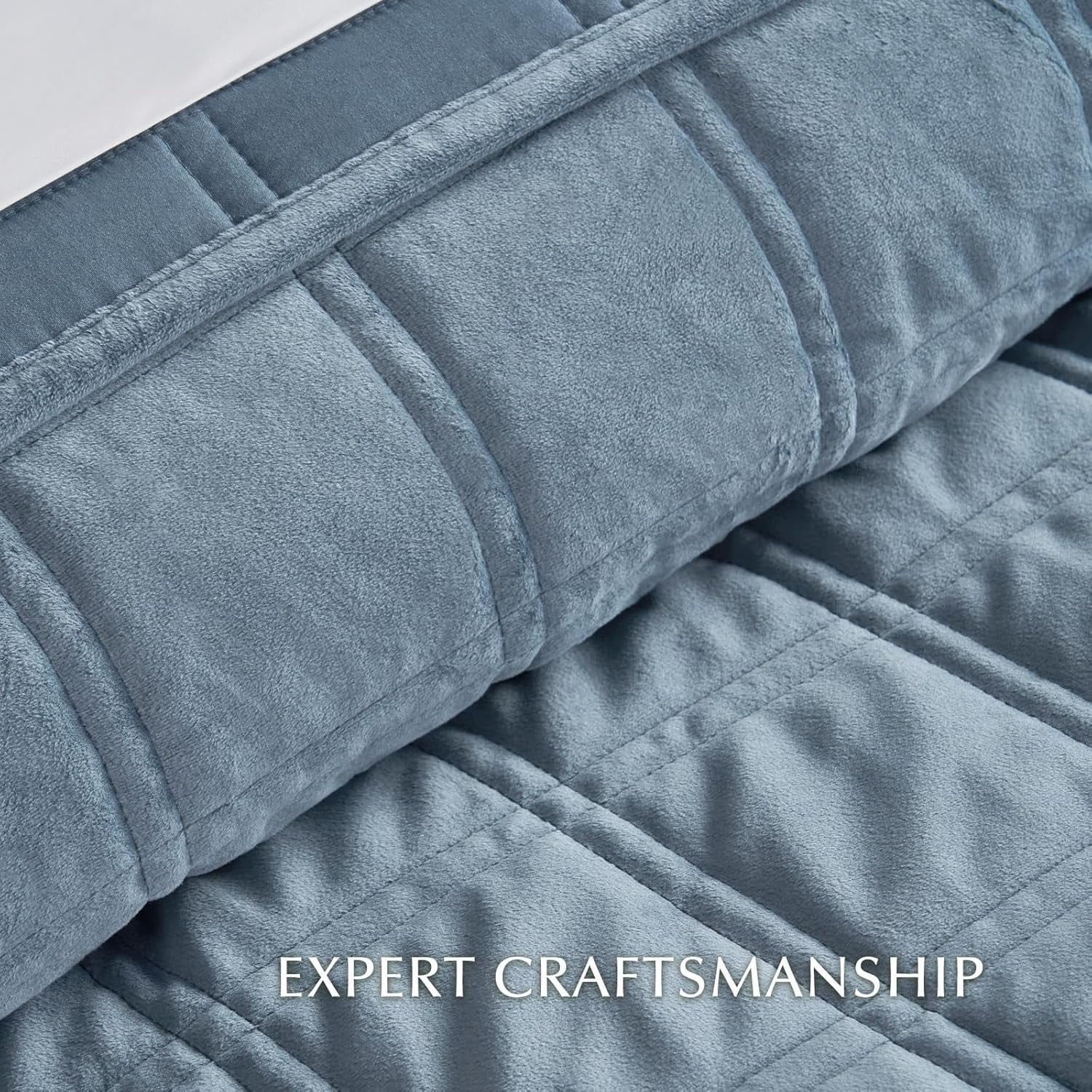 EVERGRACE 3 Pieces Luxurious Velvet Quilt King Size, Ultra Soft Bedspread Coverlet Set, Double Box Stitch Lightweight Velvet Comforter for All Season with 2 Shams, Blue Linen, 108''x96''