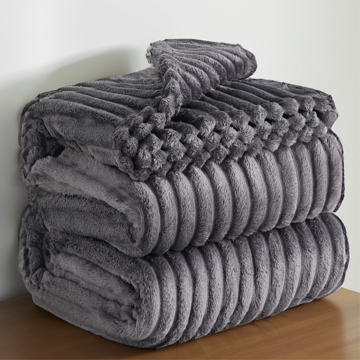 Cozy Comfort Grey Fleece Queen Blanket for Couch - Super Soft Cozy Blankets for Women, Girls, 90x90 inches