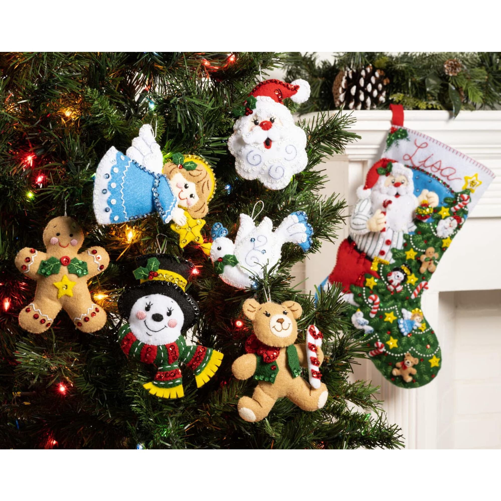 Bucilla Holiday Favorites 6 Count Felt Applique Ornament Kit