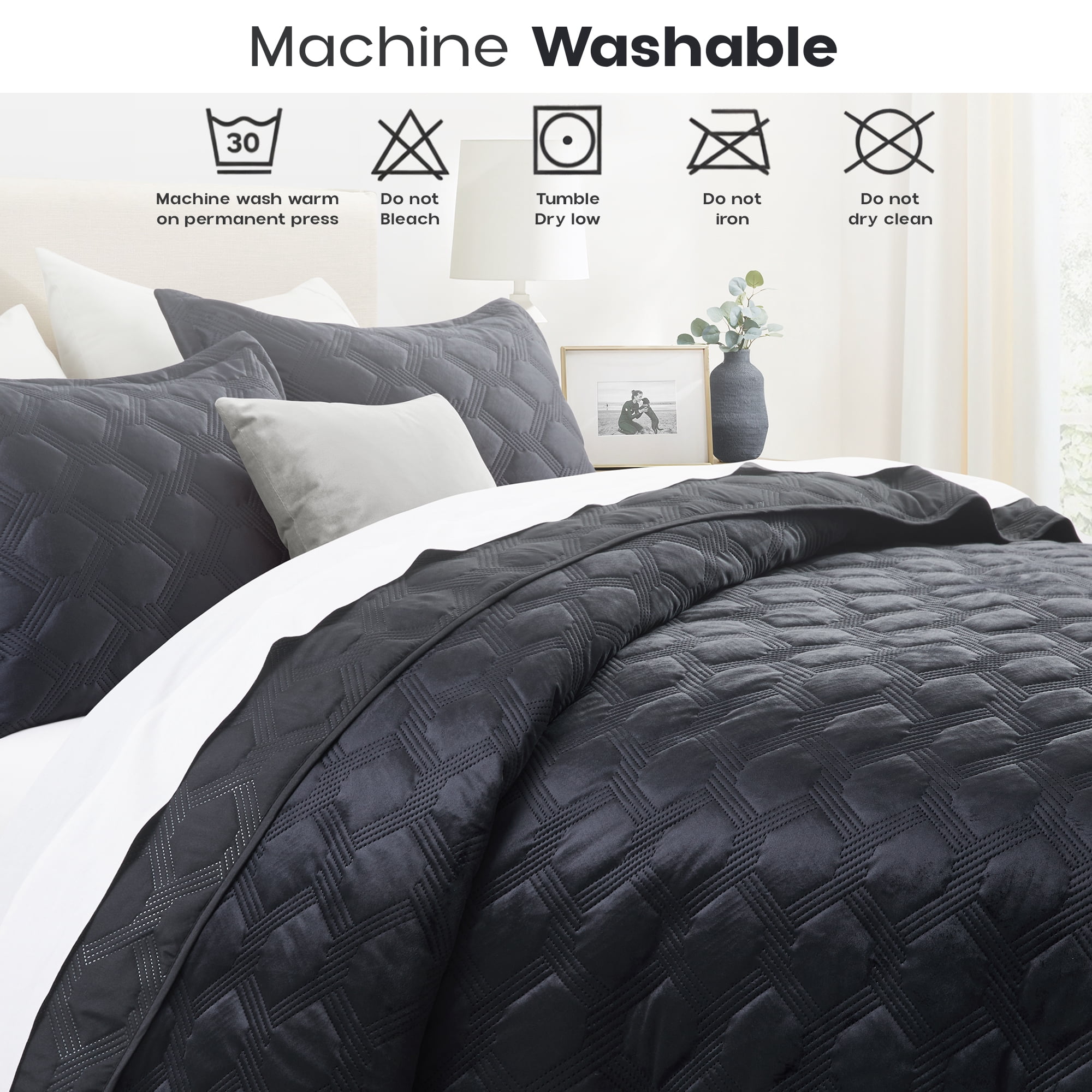 Ameha Velvet Bedspread King Size 3 Piece Set Black Geometric Quilt Ultra Soft Lightweight Reversible Washable Bedding 350GSM