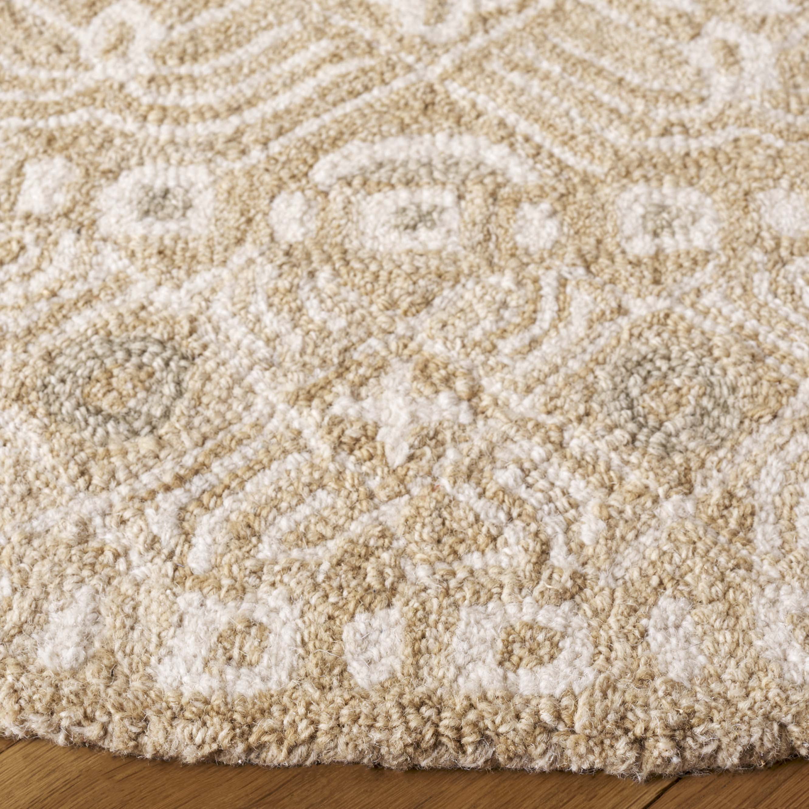 SAFAVIEH Micro-Loop Blazhe Floral Area Rug, Gold/Ivory, 5' x 5' Round