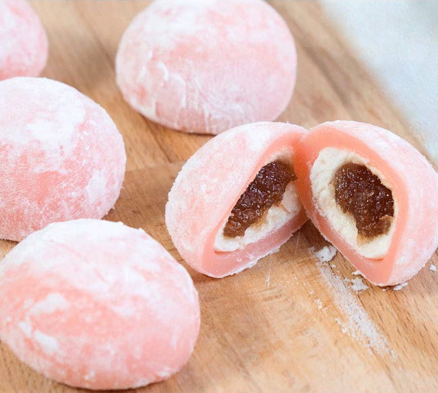 Japanese Mochi Fruit Ichigo Daifuku Strawberry Rice Cake 7.00 Oz / 200 g (Pack of 2)