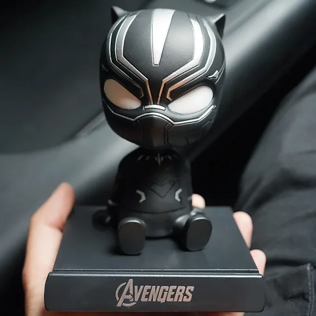 Figuras de acción de Marvel de Star Wars, juguetes calientes, modelo Deadpool, Spider Man, decoración de coche, muñeca de cabeza agitada, figura de Anime creativa de dibujos animados(Black Panther,