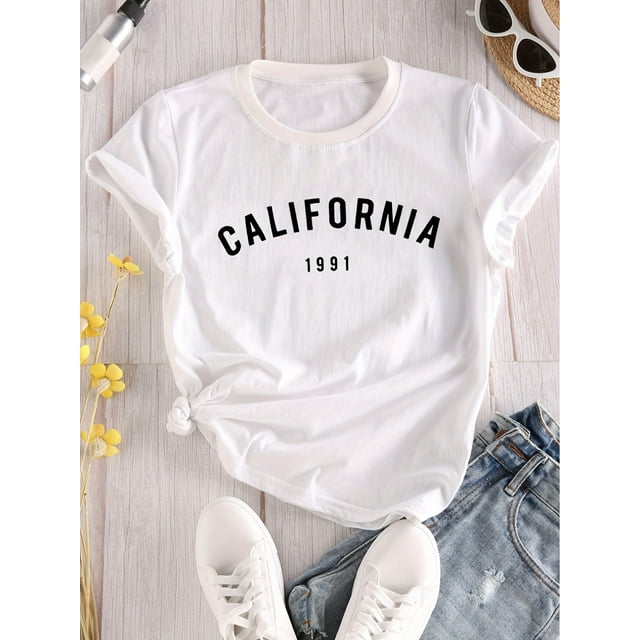 California Chic - Soft Crew Neck Short Sleeve T-Shirt with Graphic Print, Versatile Casual Tops for Everyday Style - Womens Clothing