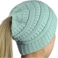 thumbnail image 1 of Gorro de invierno de punto para mujer con agujero para cola de caballo, 1 of 3