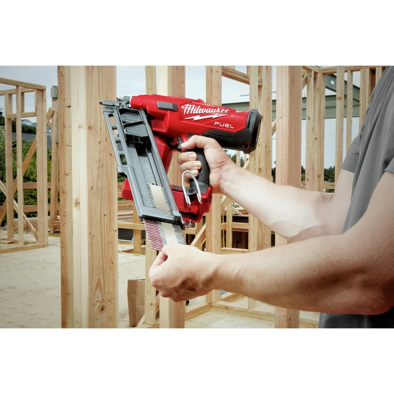 Milwaukee M18 FUEL 18 Volt Lithium Ion Brushless 30 Degree
