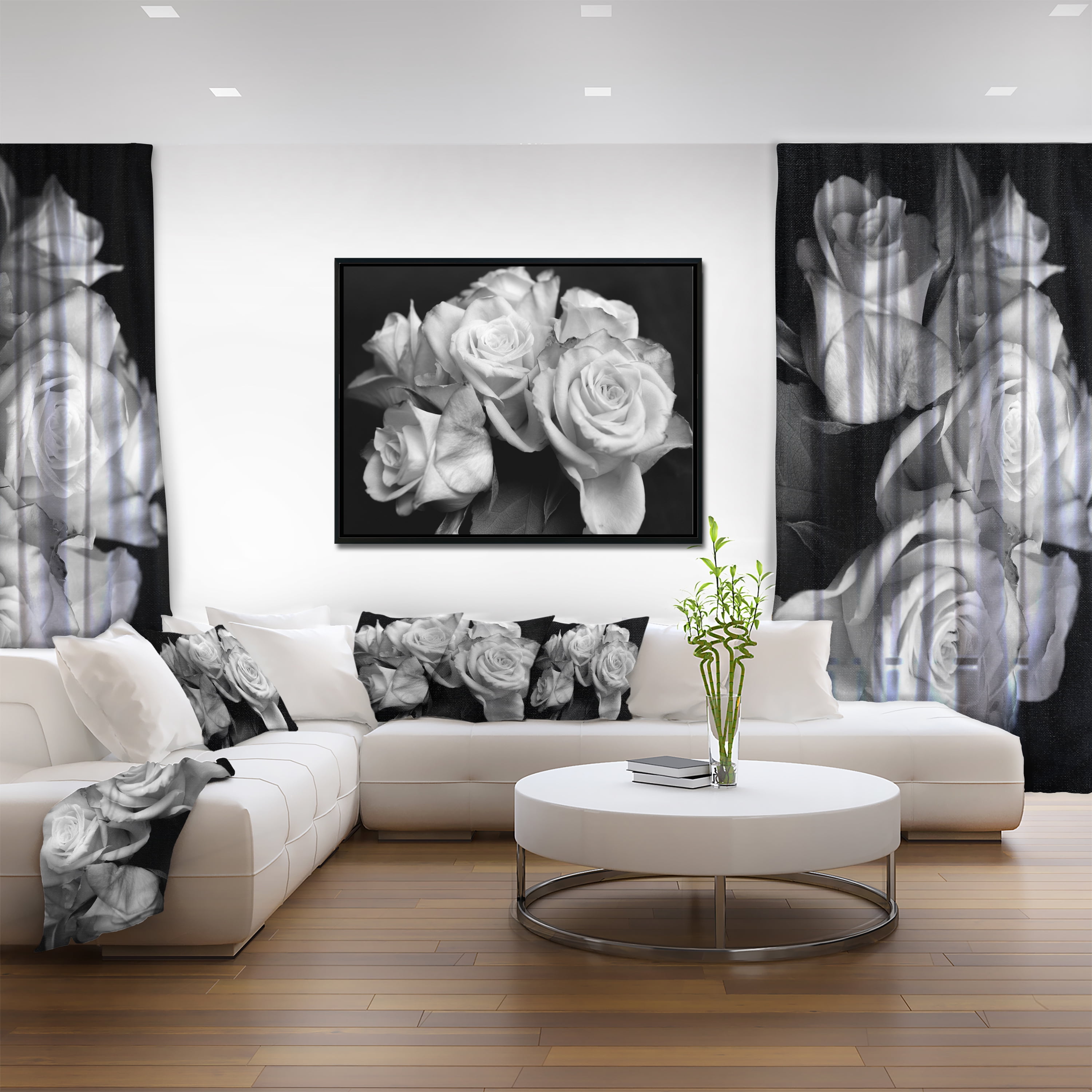 Designart ' Bunch of Roses Black and White ' Floral Art Framed Canvas Print