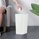 thumbnail image 1 of Almacenamiento y organización de la cocina, bote de basura para baño con tapa, bote de basura con tapa a presión, cesto de basura de plástico con tapa emergente para inodoro, oficina, dormitorio, sala, 1 of 6
