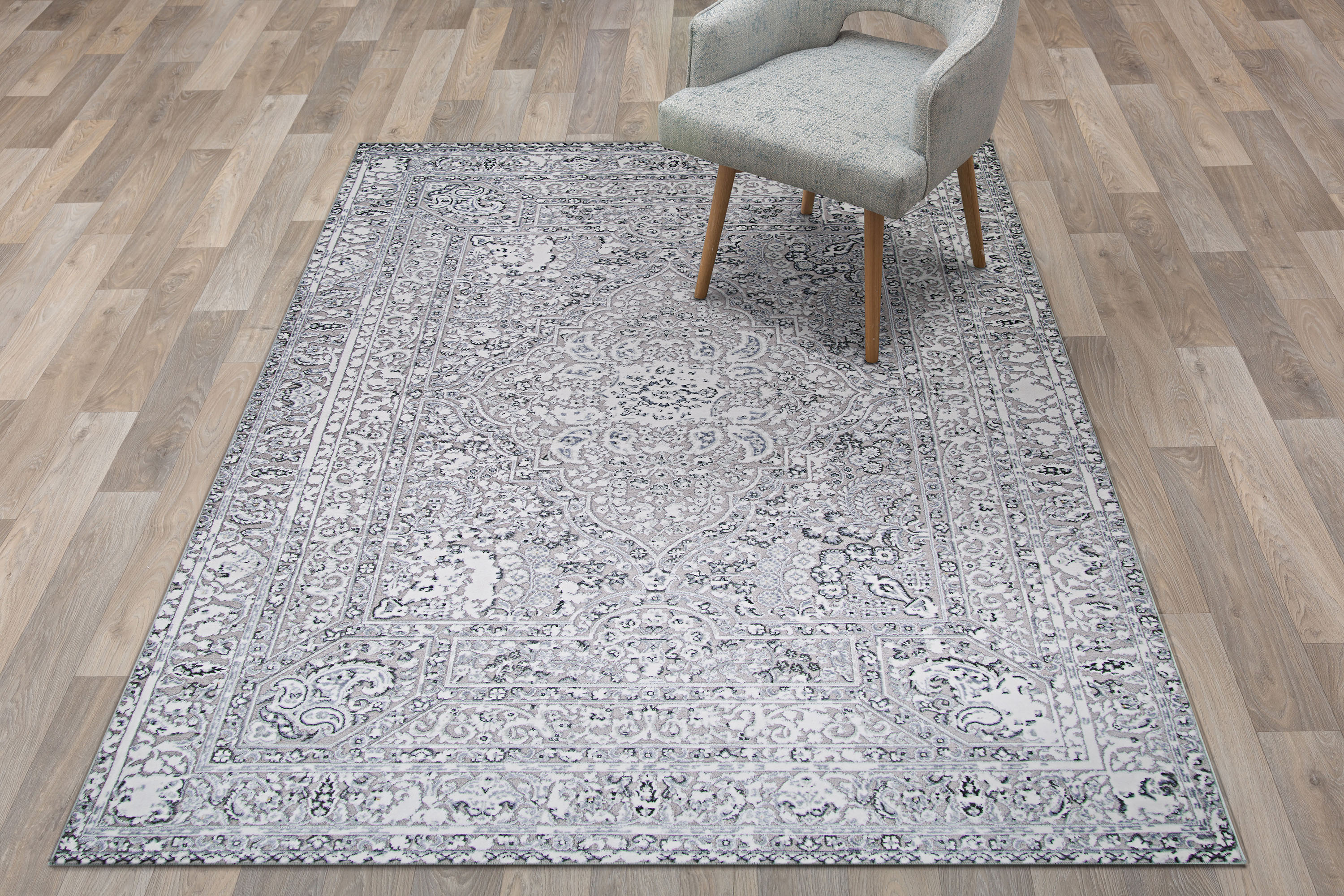 Couristan Brocatelle Belle Fleur Silver Runner Rug