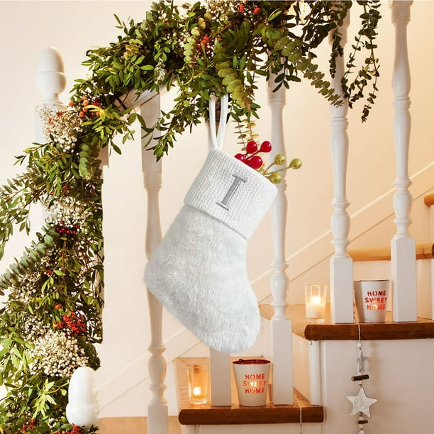 Calcetines navideños de seda blanca brillante, calcetines con letras de 23 cm, calcetines decorativos para chimenea, colgantes