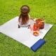 thumbnail image 5 of Toalla de playa resistente al viento para exteriores, con doble cara de espuma de aluminio y tapete aislante, ideal para picnic, camping, playa, tiendas de campaña y camping., 5 of 8