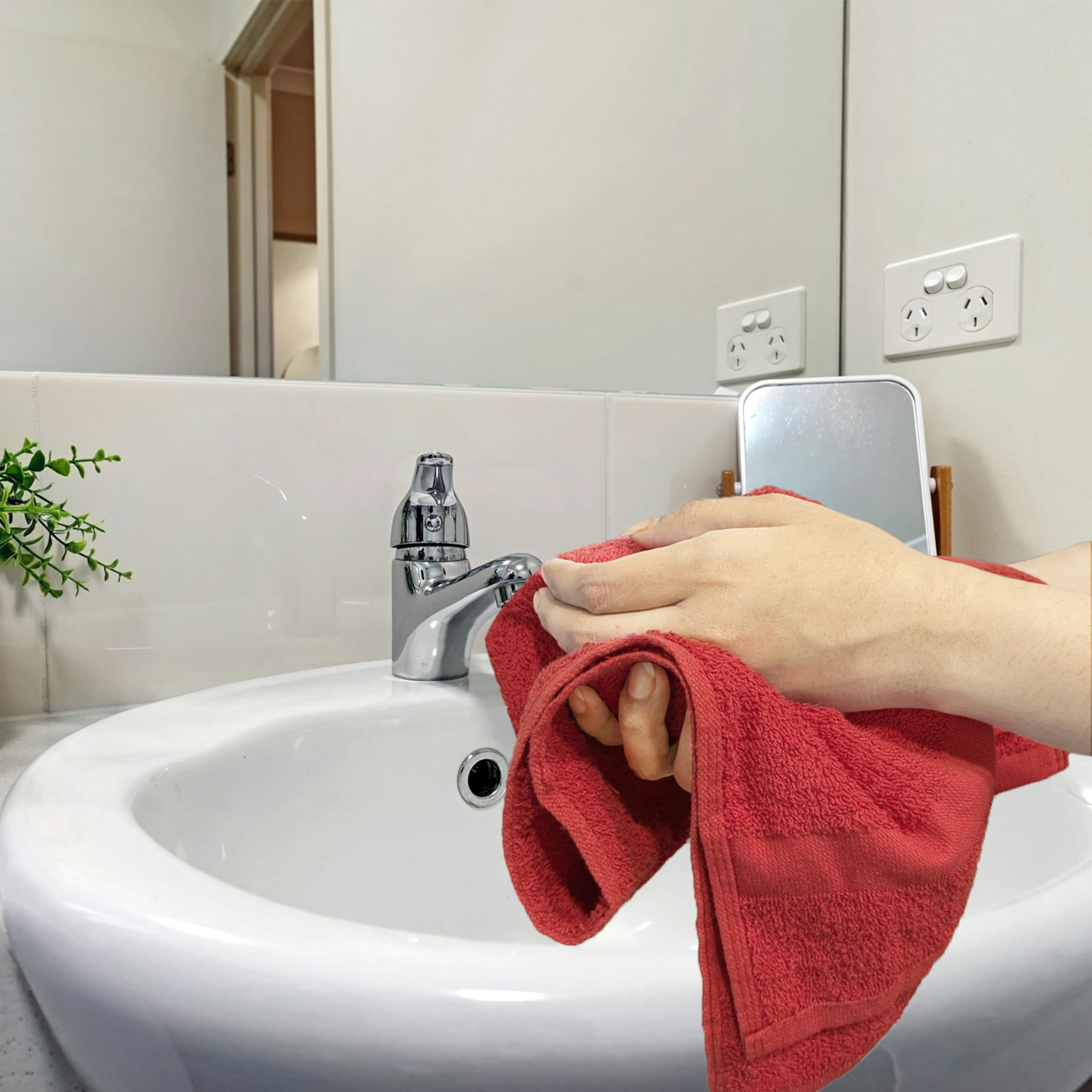 SupremePlus Premium Absorbent 16" x 27" 100% Ring Spun Cotton Hand Towels, Red 6 Count