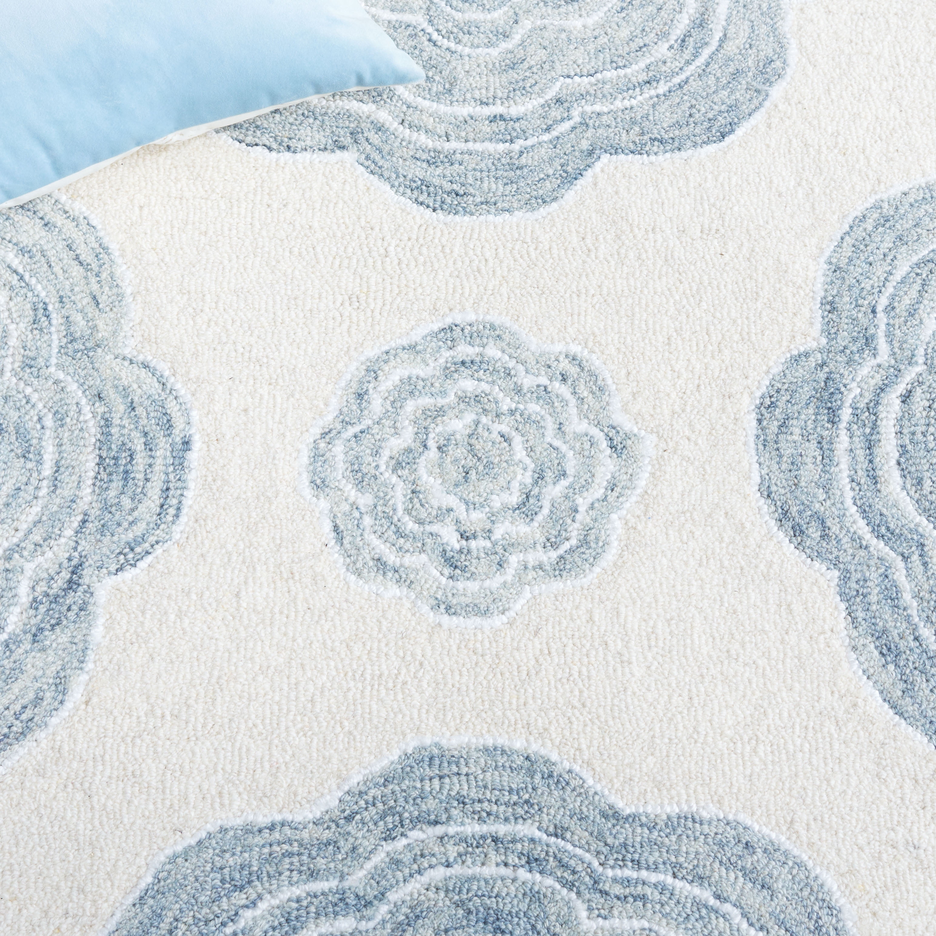 SAFAVIEH Jardin Archimedes Floral Area Rug, Ivory/Gray, 6' x 6' Square