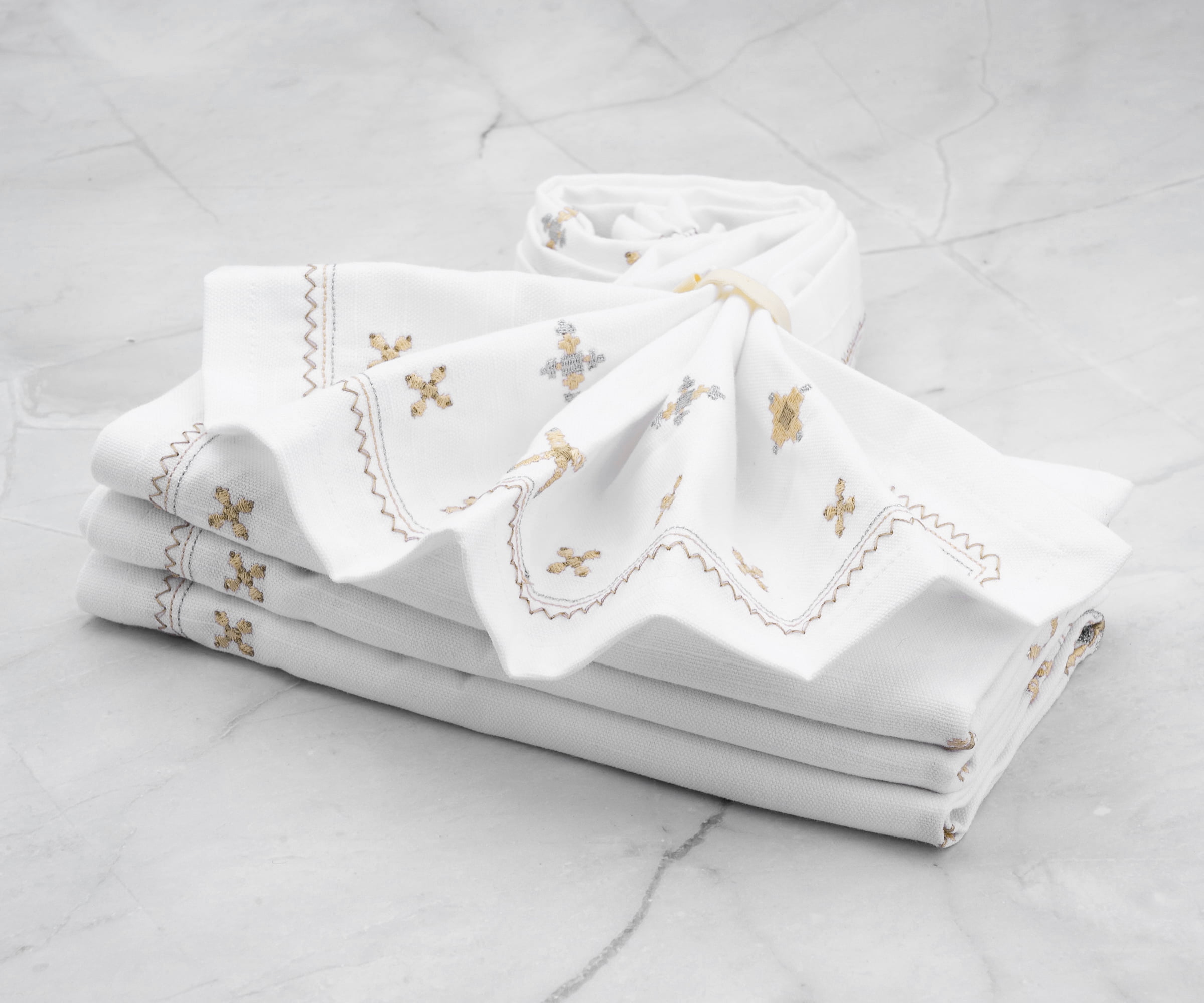 White Linen Napkins, Set of 12 Cloth Napkins - Linenbee