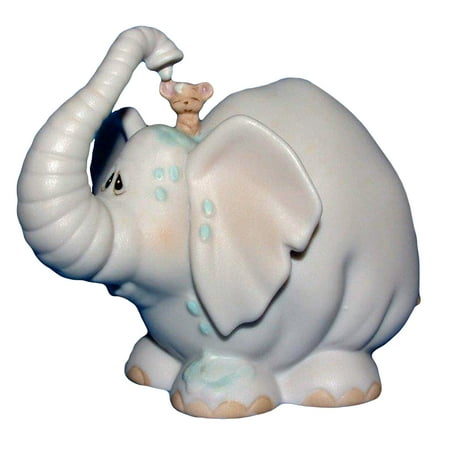 Precious Moments Figurine: 105945 Showers of Blessing (4")