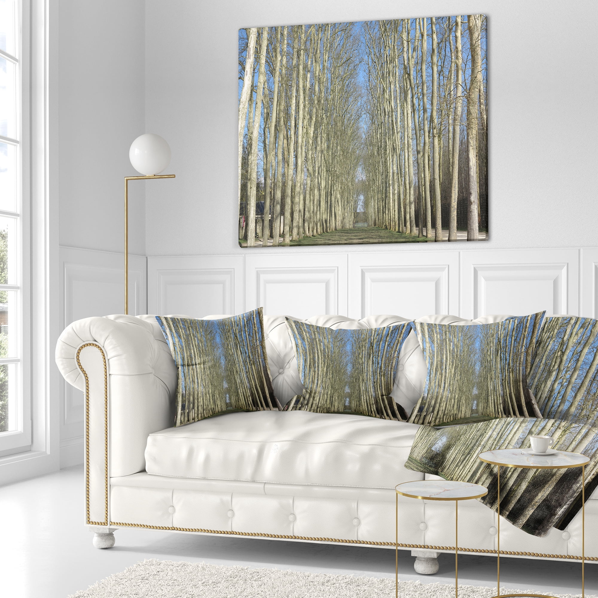 Designart Gardens of Palace Versailles - Modern Forest Throw Pillow - 18x18