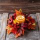 thumbnail image 5 of Corona De Velas De Plástico Vela Perfumada De Mandarina Con Hojas De Arce, Calabaza Y Bayas Para Acción De Gracias, Anillo Decorativo De Corona, 25x25x6cm (1 Unidad) Rkxzt, 5 of 9