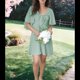 thumbnail image 4 of Vestido Mini Elegante con Escote en V Profundo y Lazo en Verde L, 4 of 8