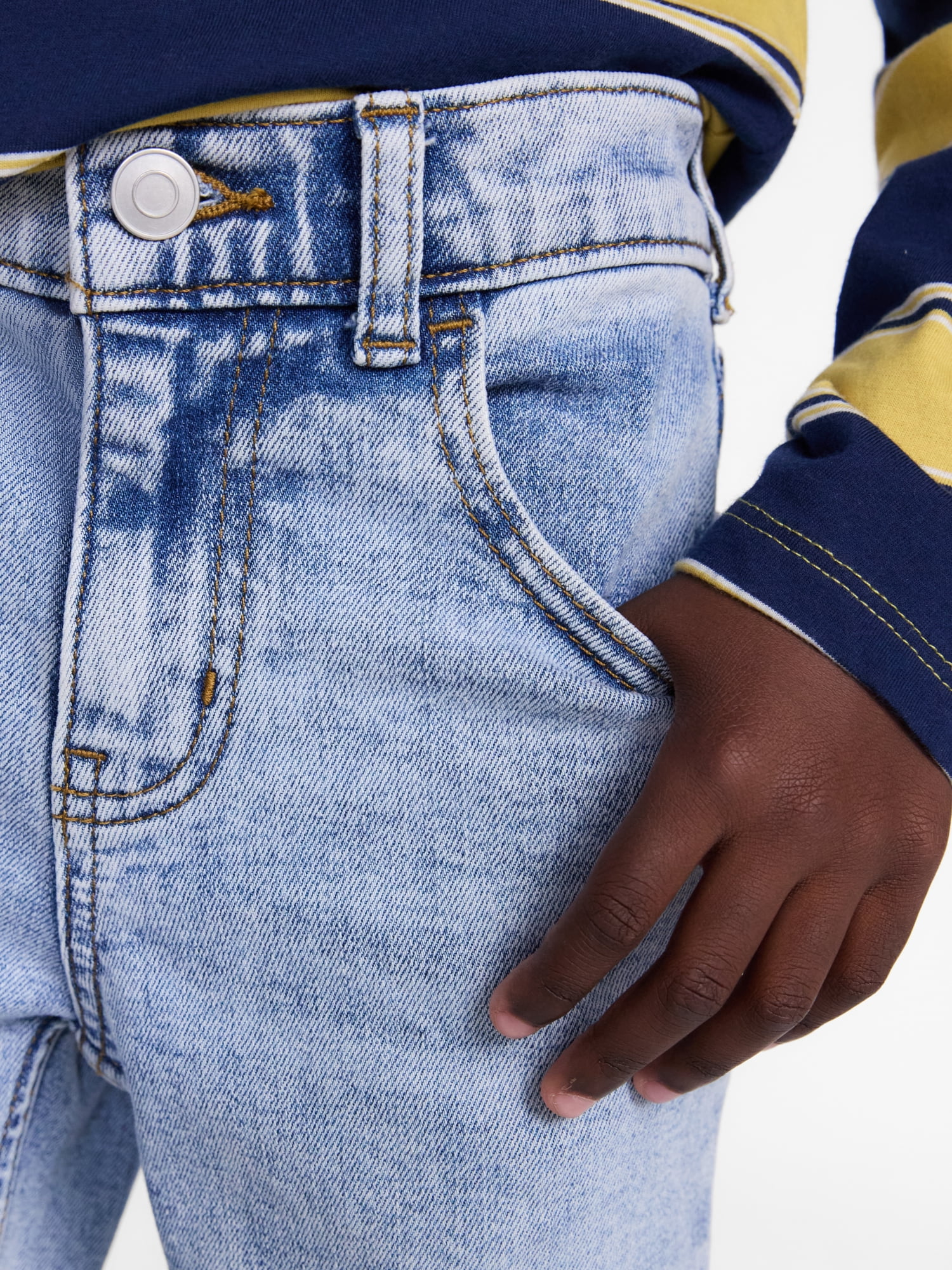 Wonder Nation Boys Vintage Straight Leg Denim Jeans, Sizes 4-18 and Husky