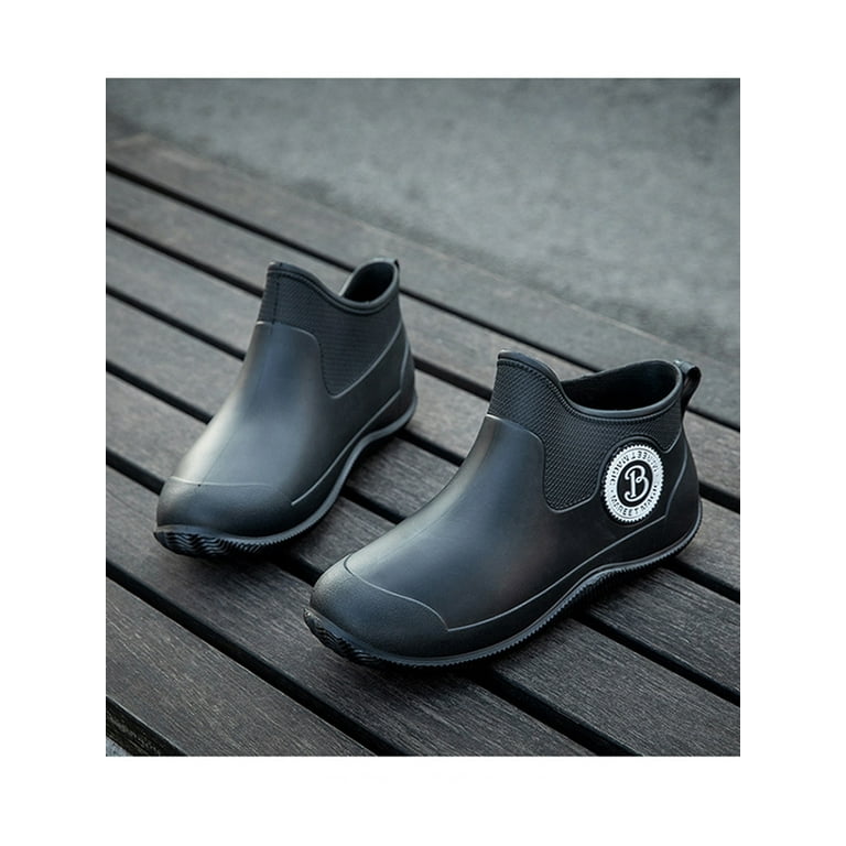 Hunting and fishing clearance footwear