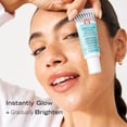 thumbnail image 2 of Crema para ojos First Aid Beauty Brighten + Glow con niacinamida 15 ml, 2 of 5