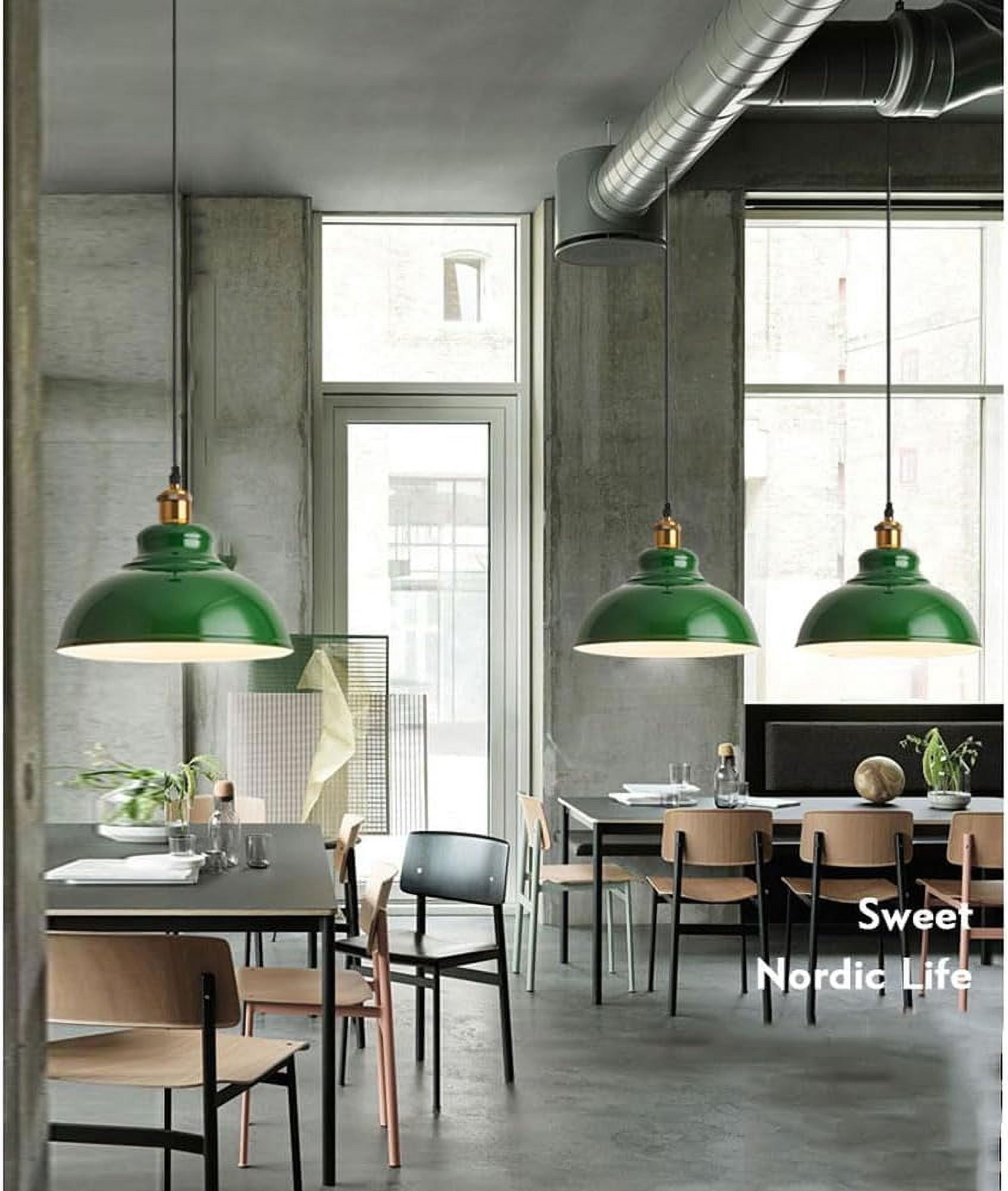 Vintage Green Metal Iron Pendant Lighting for Kitchen Island, Retro Industrial Style Pendant Light Fixture, American Rustic Farmhouse Pendant Lamp, Simple Pendant Light for Shop Over Table