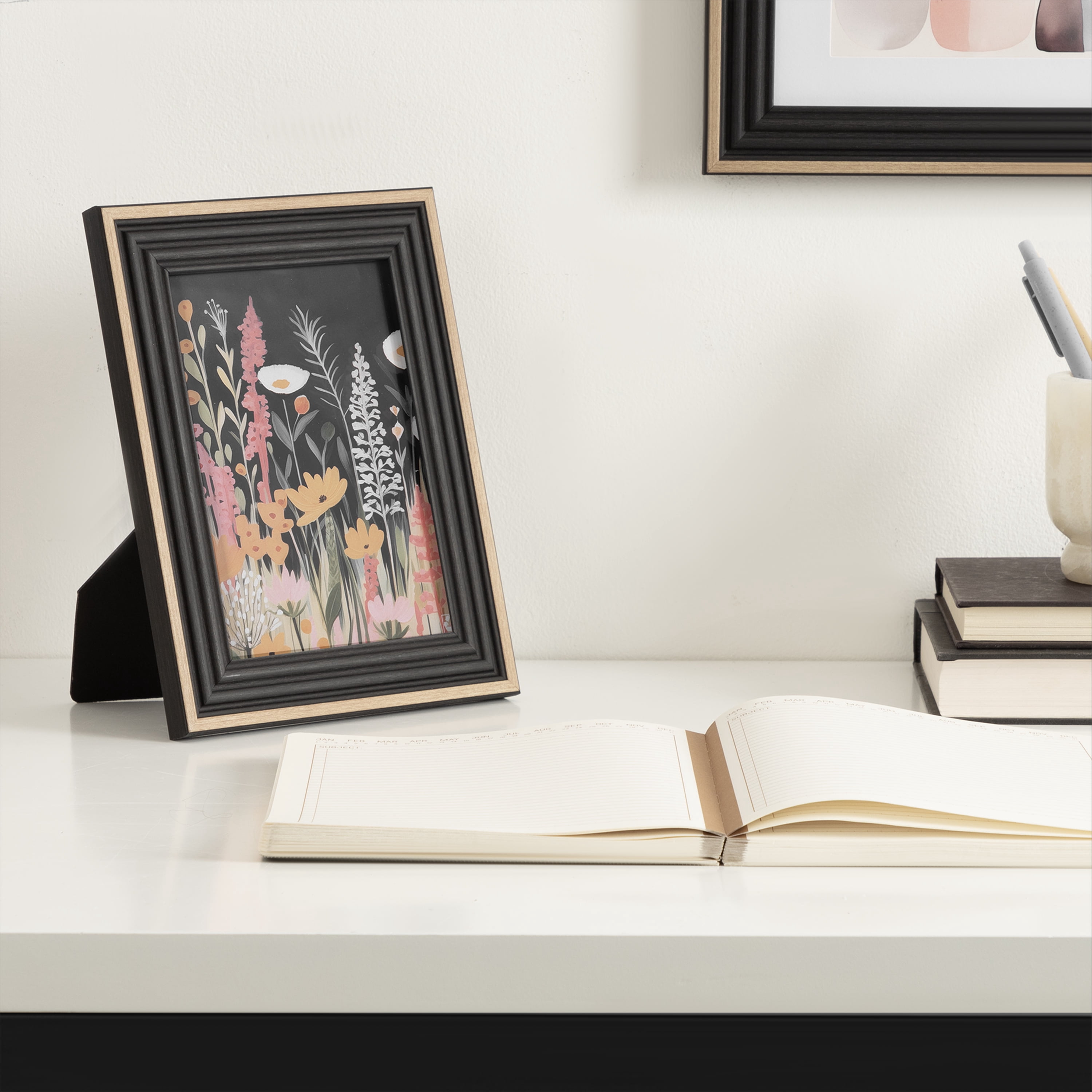 DesignOvation 5x7 Casual Black/Tan Decorative Tabletop Picture Frame
