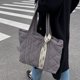thumbnail image 4 of Bolsa Bolso de hombro de nailon a cuadros con cinta para mujer. bolso de mano grande informal (gris) Ehuebsd Nuevos Originales, 4 of 7