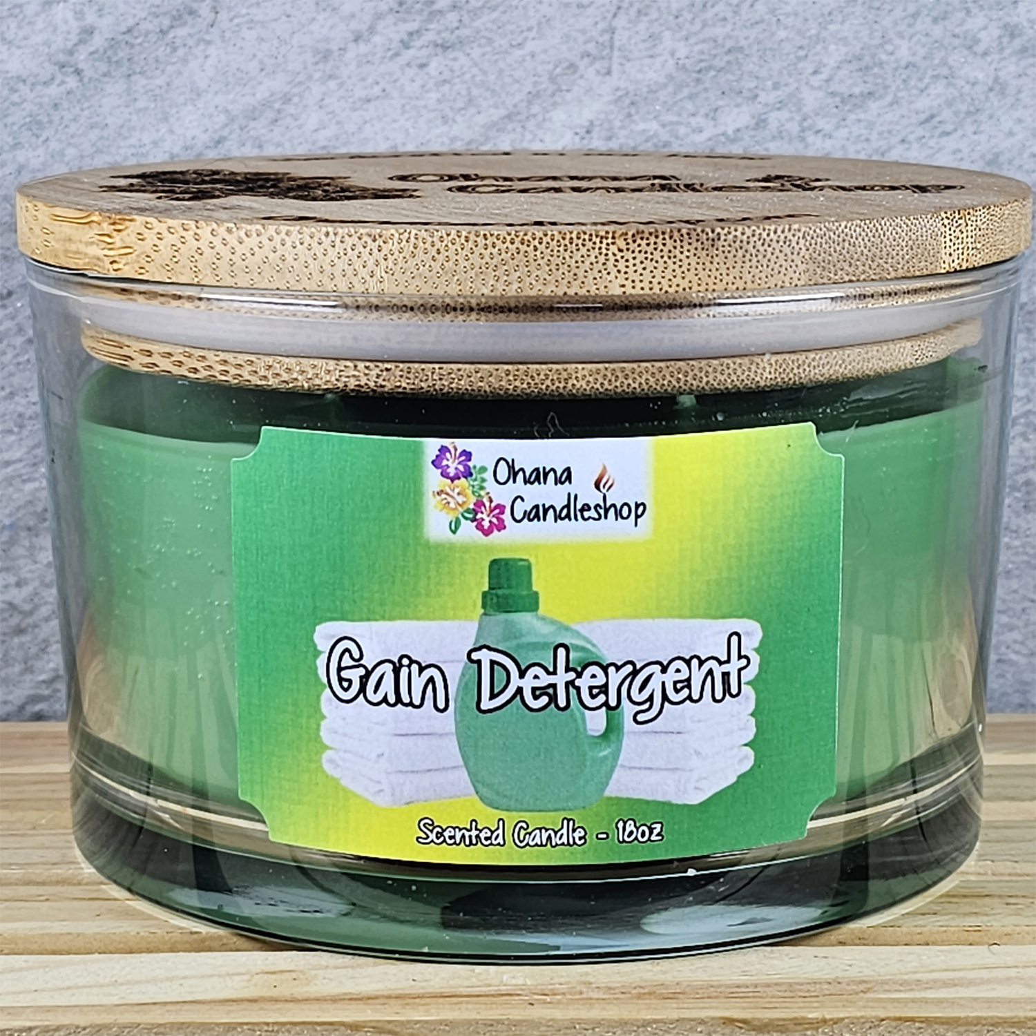 Gain Detergent Candle