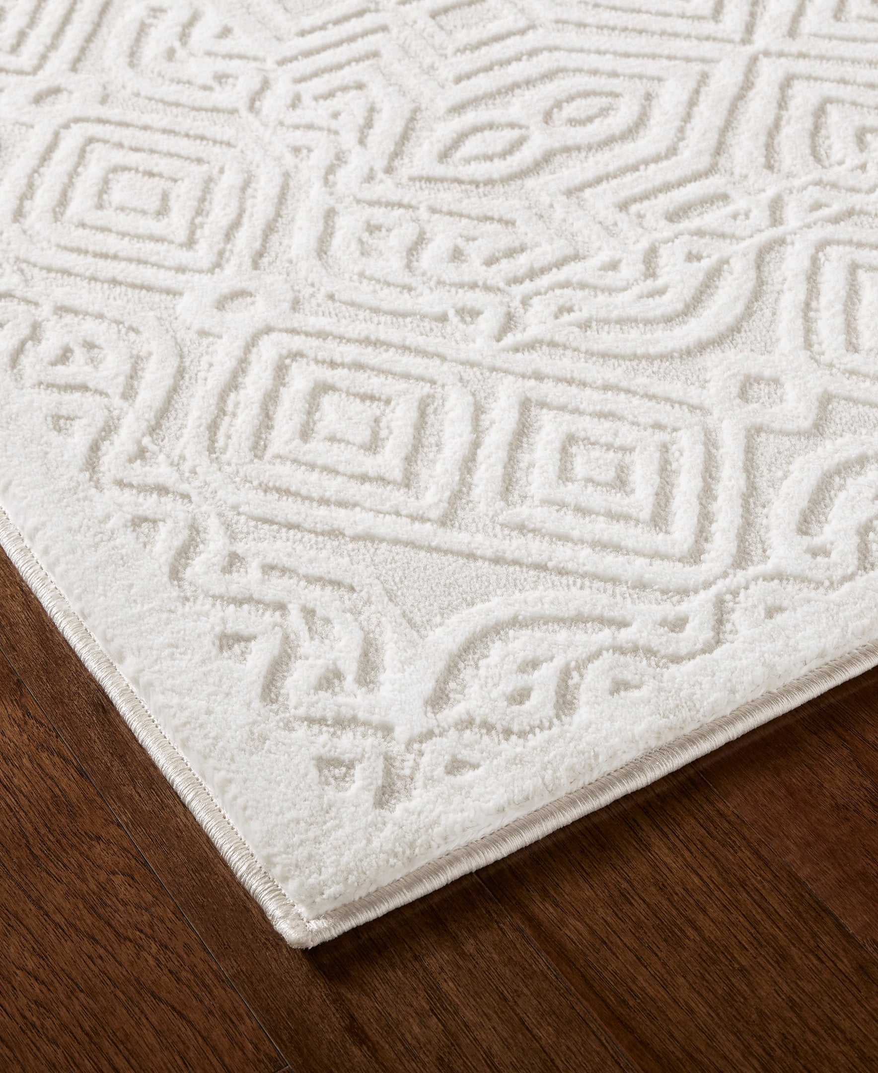 TOWN & COUNTRY LUXE Maya Medallion Tile Neutral Indoor Runner Area Rug with High-Low Texture, Ivory/Greige, 1'9"x7'2"