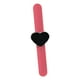 thumbnail image 2 of Alfiletero de Costura Jinwen Pulsera de Muñeca Rojo, 2 of 8