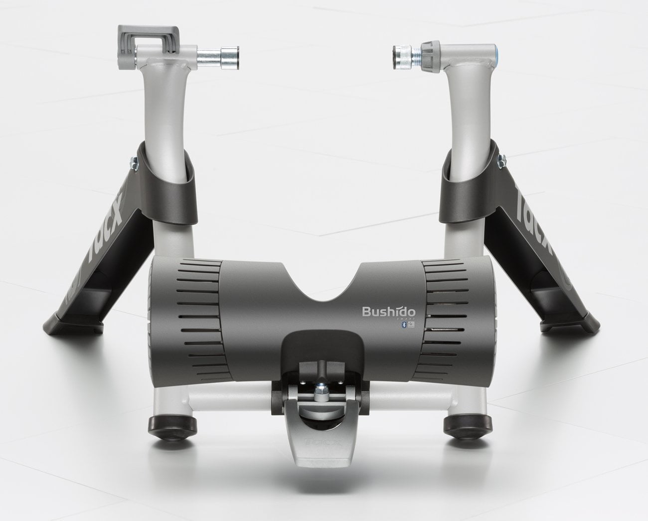 N3) タックスTacx Bushido Smart サイクルトレーナー N3) タックス Tacx Bushido Smart サイクルトレーナー