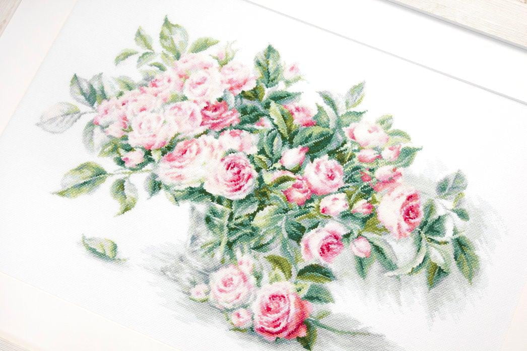 Counted Cross-Stitch Kit Bouquet Of Pink Roses BL22866L Needlework Easy Small Flowers By Luca-S Green