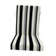thumbnail image 2 of Cojín para silla con respaldo alto para uso exterior, cojín para muebles de patio, suave, Raya blanca y negra, 2 of 8